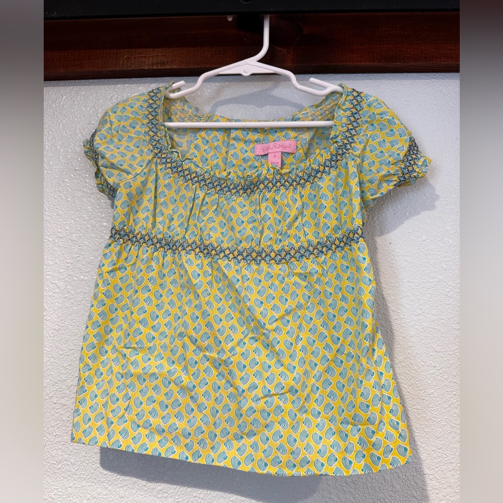 Lilly Pulitzer 2T Toddler Girl Blue and Yellow Swirl Top